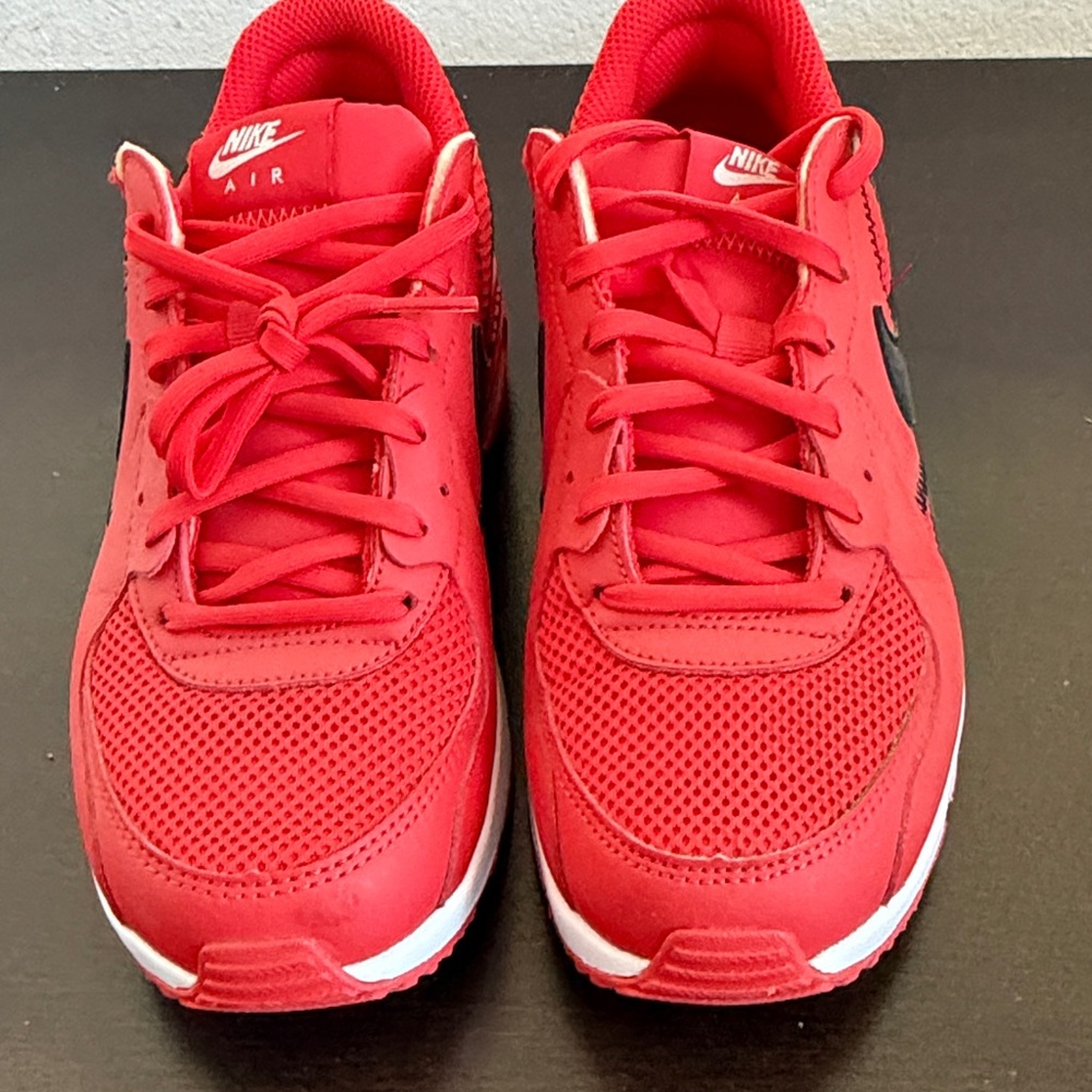Nike Air Max Excee Red Women's Air Sneakers with Black Swoosh. - Picture 6 of 12